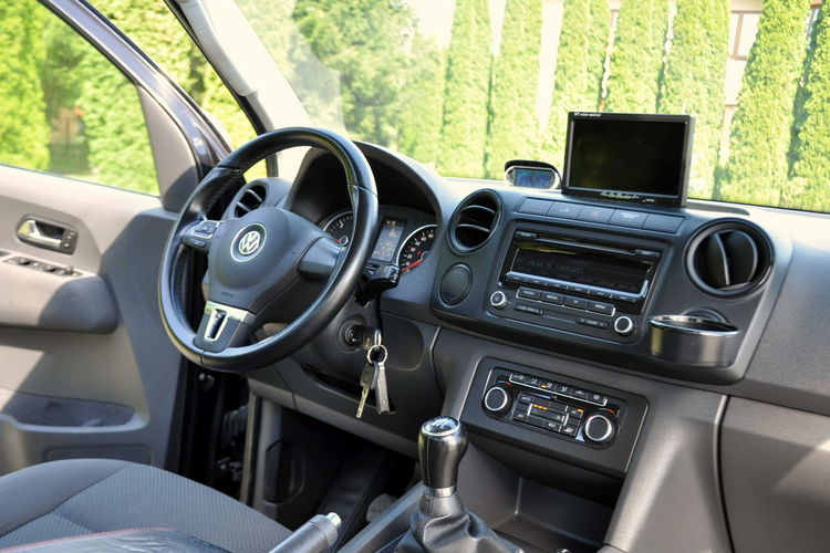 Volkswagen Amarok 2.0TDI(163KM) 4Motion Klimatronik Kamera Orurowany Progi Welur Alu17" zdjęcie 25
