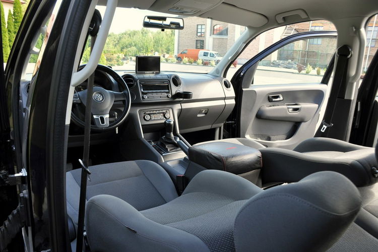 Volkswagen Amarok 2.0TDI(163KM) 4Motion Klimatronik Kamera Orurowany Progi Welur Alu17" zdjęcie 27