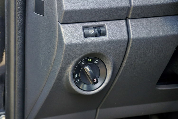 Volkswagen Amarok 2.0TDI(163KM) 4Motion Klimatronik Kamera Orurowany Progi Welur Alu17" zdjęcie 36