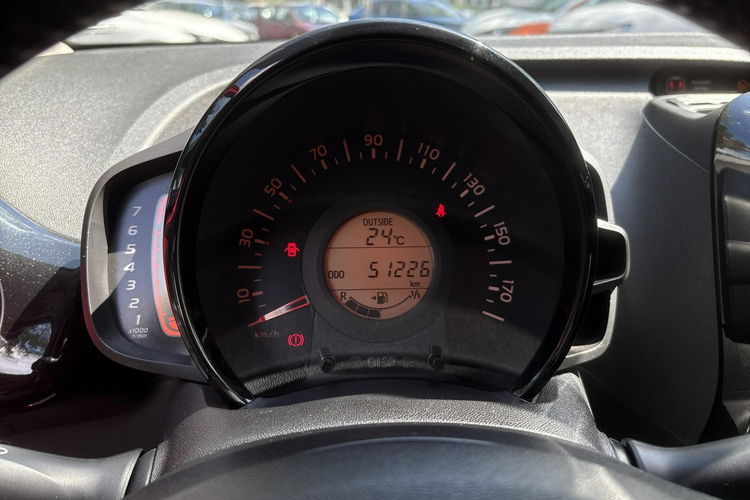 Toyota Aygo 1.0 VVTi X-CITE, salon Polska, gwarancja zdjęcie 20