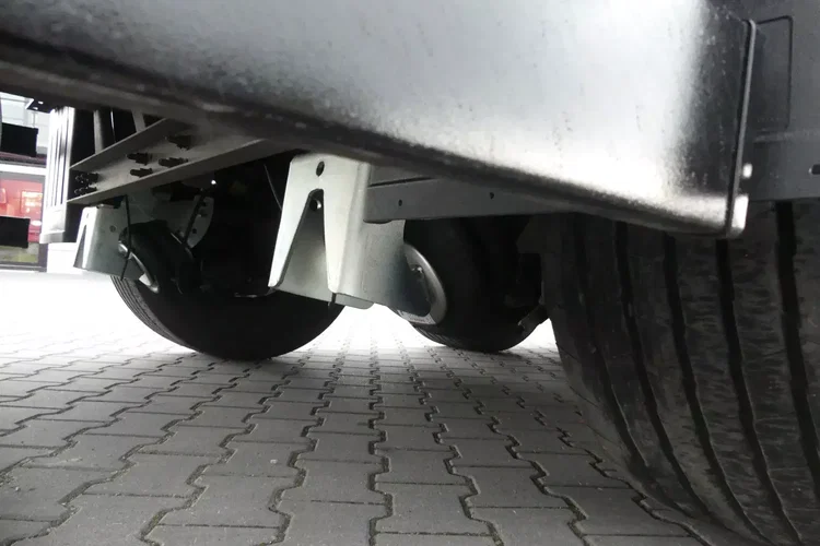 Schmitz FIRANKA / VARIOS / IDEALNY STAN / OŚ PODNOSZONA / zdjęcie 16