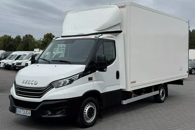 Iveco Daily 35S18 H zdjęcie 23