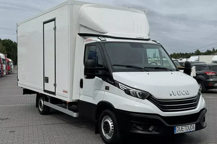 Iveco Daily 35S18 H zdjęcie 16