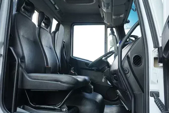 Iveco EUROCARGO / 160-21 / SKRZYNIOWY + HDS / FASSI F110 / ROTATOR / PILOT zdjęcie 10