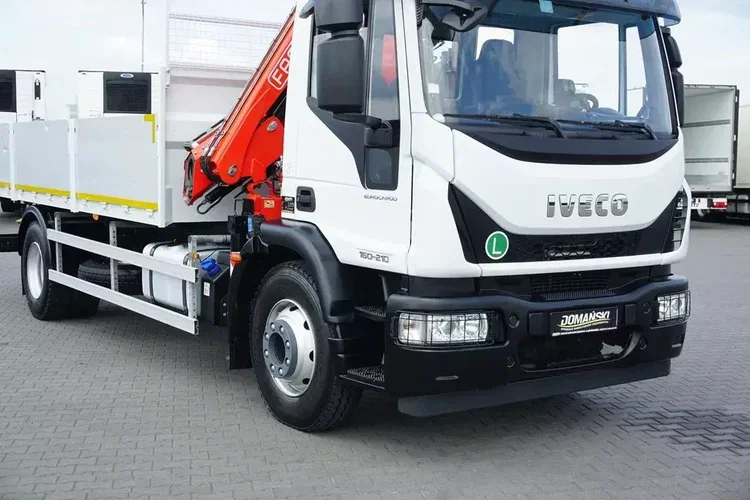 Iveco EUROCARGO / 160-21 / SKRZYNIOWY + HDS / FASSI F110 / ROTATOR / PILOT zdjęcie 19