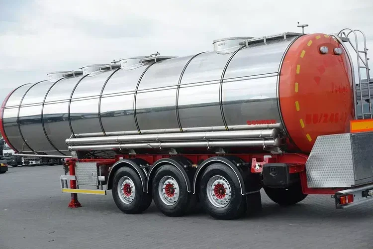 SOMMER CYSTERNA SPOZYWCZA / 28 374 LITRÓW / 4 KOMOROWA / WEBASTO / POMPA zdjęcie 19