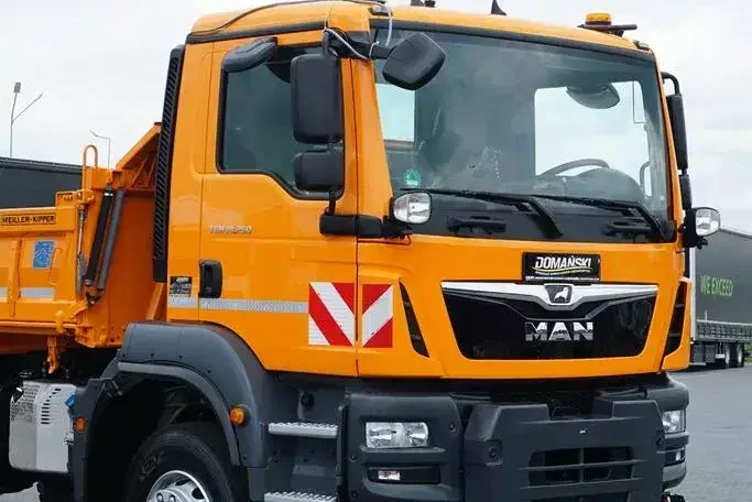 MAN TGM / 18.250 / E 6 / 4 X 4 / WYWROTKA 3 STRONNA / ŁAD. 10 060 KG / zdjęcie 30
