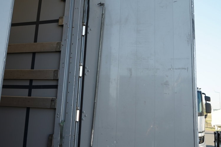 KAESSBOHRER FIRANKA / MEGA / DACH PODNOSZONY / LOW DECK / 2020 ROK zdjęcie 14