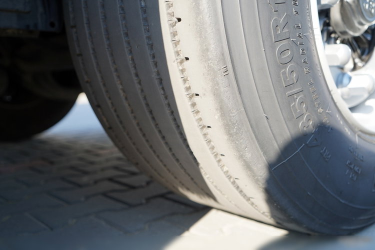 KAESSBOHRER FIRANKA / MEGA / DACH PODNOSZONY / LOW DECK / 2020 ROK zdjęcie 24