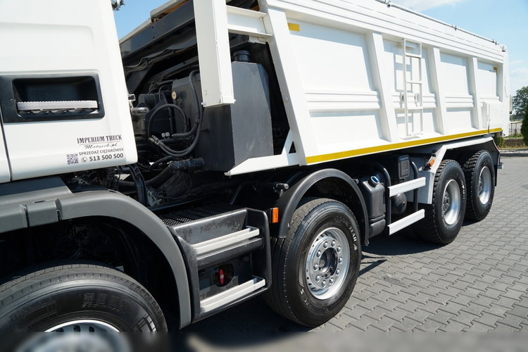 Scania G 410 / 8X4 / ZABUDOWA SAMOWYŁADOWCZA DO ASFALTU / 2X HYDROKLAPA / DACH HYDRAULICZNY / POD ROZŚCIEŁACZ zdjęcie 19