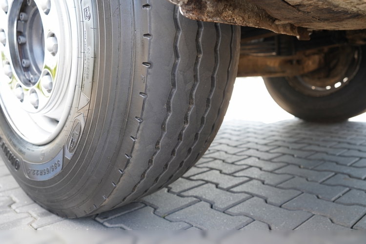 Scania G 410 / 8X4 / ZABUDOWA SAMOWYŁADOWCZA DO ASFALTU / 2X HYDROKLAPA / DACH HYDRAULICZNY / POD ROZŚCIEŁACZ zdjęcie 24