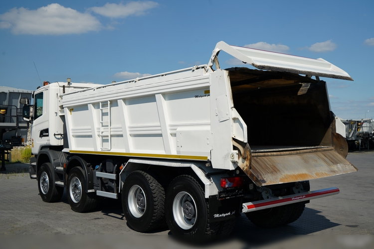 Scania G 410 / 8X4 / ZABUDOWA SAMOWYŁADOWCZA DO ASFALTU / 2X HYDROKLAPA / DACH HYDRAULICZNY / POD ROZŚCIEŁACZ zdjęcie 4