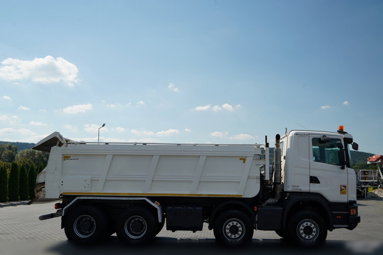 Scania G 410 / 8X4 / ZABUDOWA SAMOWYŁADOWCZA DO ASFALTU / 2X HYDROKLAPA / DACH HYDRAULICZNY / POD ROZŚCIEŁACZ zdjęcie 6