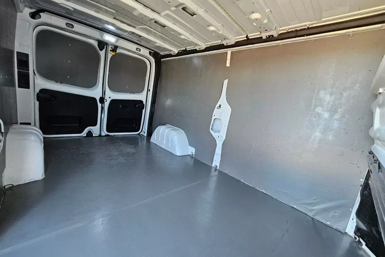 Renault Trafic L2H1 59999zł NETTO 2.0dCi/120KM zdjęcie 19