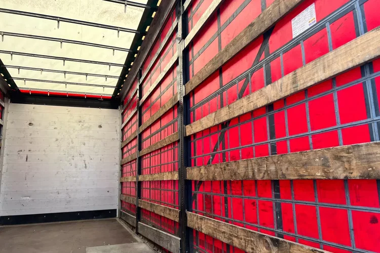 Mercedes 2545 Bigspace , firanka , zdjęcie 50