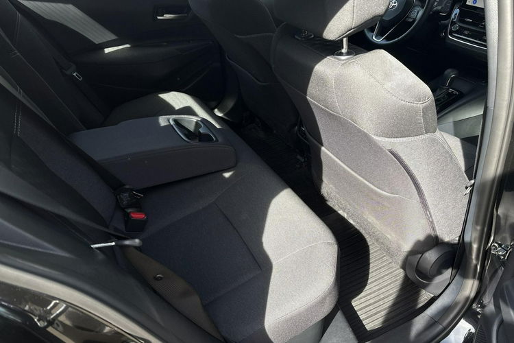Toyota Corolla 1.8 Hybrid COMFORT TECH, salon Polska, gwarancja, FV23% zdjęcie 18