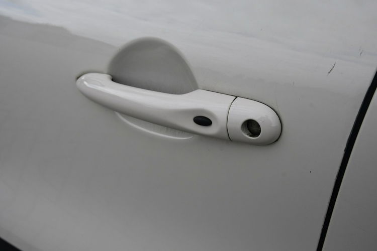 Renault Captur 1.2Turbo Benz. Automat.Navi.Kam.Cof.Parktronic.Ledy.Tempomat zdjęcie 30