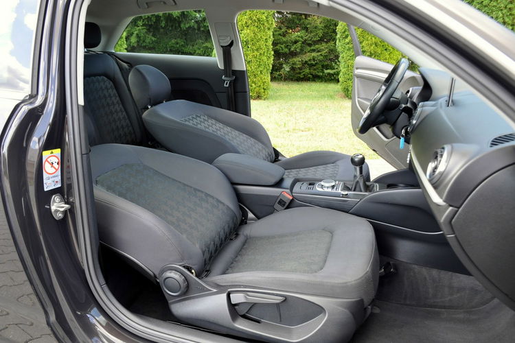 Audi A3 1.4T(122KM) Bi-Xenon Led Duża Navi Klimatronik Welur Chrom Alu17"ASO zdjęcie 23