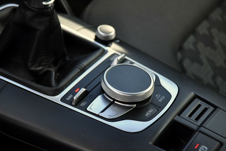 Audi A3 1.4T(122KM) Bi-Xenon Led Duża Navi Klimatronik Welur Chrom Alu17"ASO zdjęcie 31