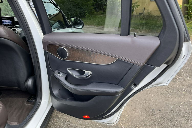 Mercedes GLC 220 GLC Coupe Serwis ASO Bezwypadkowy Polski Salon Ideał Tylko 136T.km zdjęcie 26