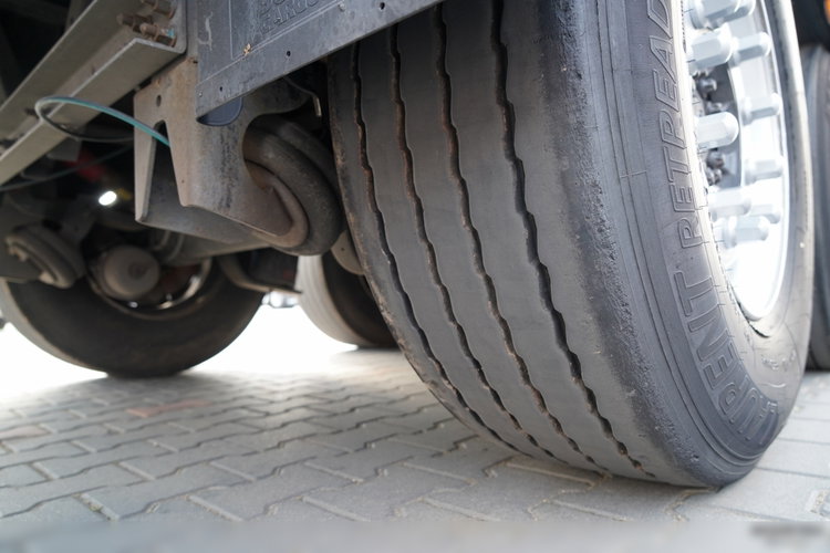 Schmitz FIRANKA STANDARD / DWIE OSIE PODNOSZONE / OSIE / SPROWADZONA zdjęcie 22