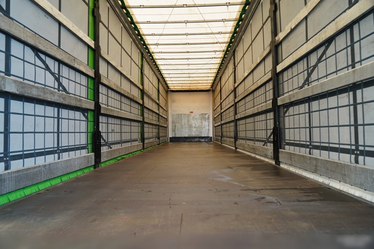 Wielton / FIRANKA / STANDARD / OŚ PODNOSZONA /  PLANDEKA ZBROJONA  zdjęcie 15