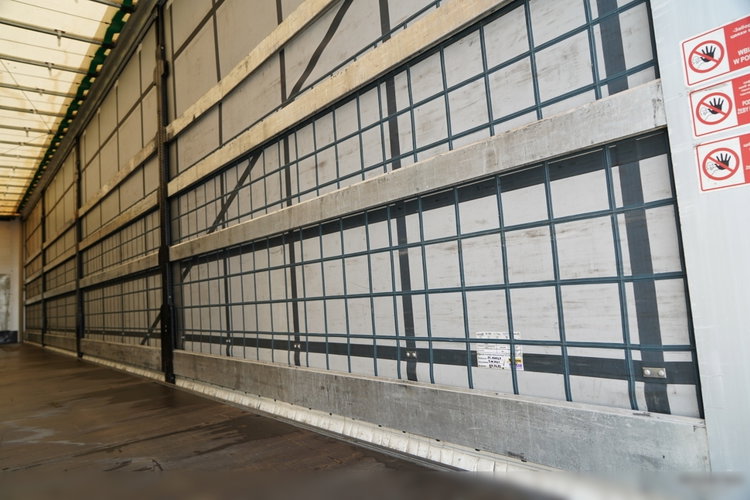 Wielton / FIRANKA / STANDARD / OŚ PODNOSZONA /  PLANDEKA ZBROJONA  zdjęcie 17