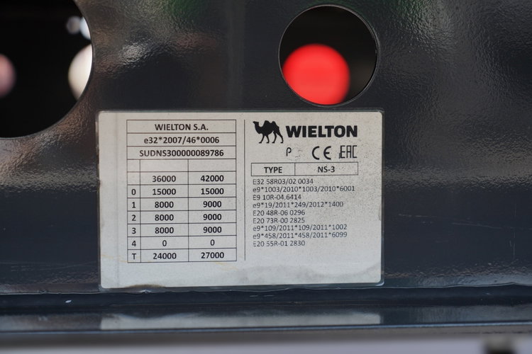 Wielton / FIRANKA / STANDARD / OŚ PODNOSZONA /  PLANDEKA ZBROJONA  zdjęcie 25