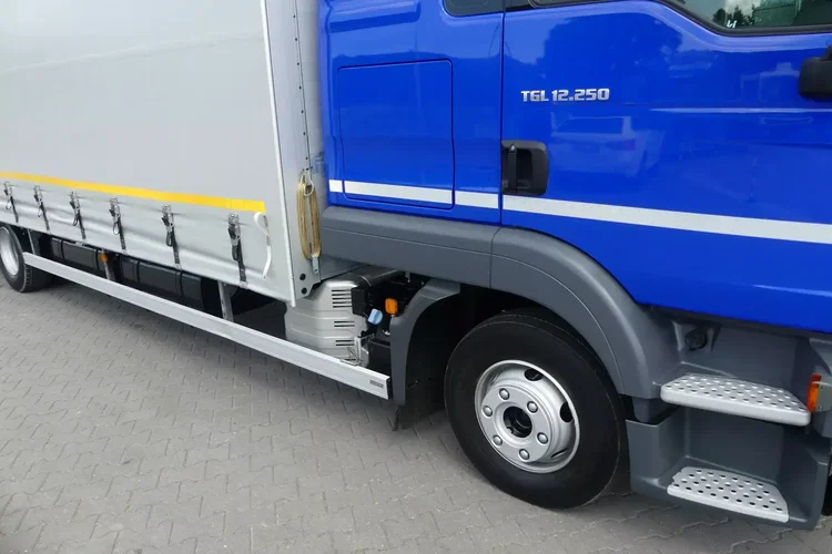 MAN TGL 12.250 / FIRANKA 7.70 + WINDA / EURO 6 / GLOB / IDEALNY STAN / zdjęcie 11