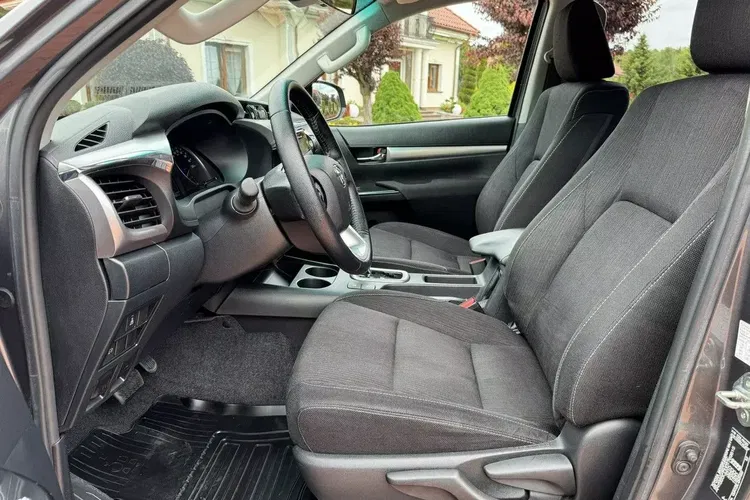 Toyota hilux zdjęcie 22