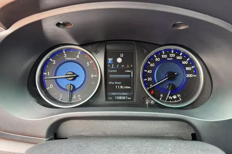 Toyota hilux zdjęcie 26