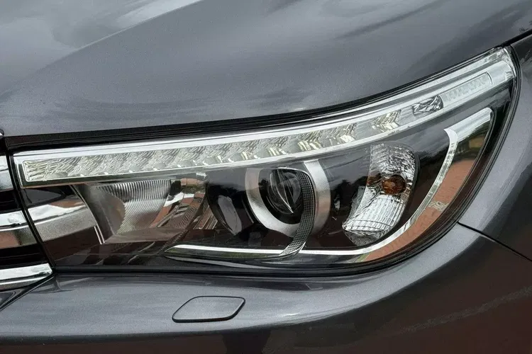 Toyota hilux zdjęcie 6