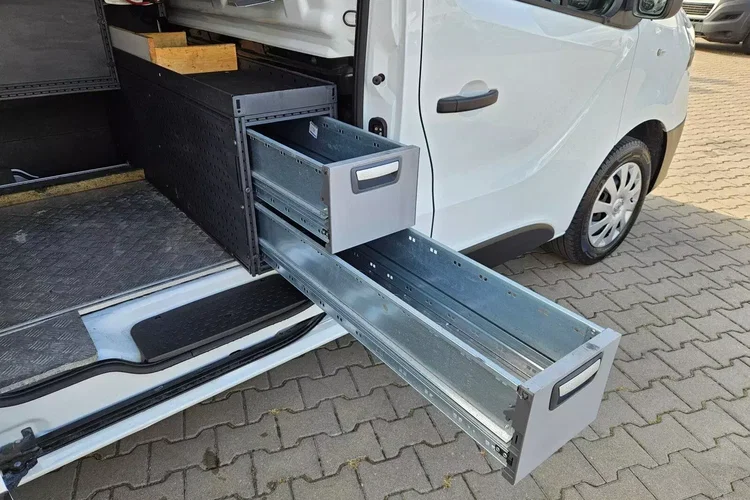 Renault Trafic L1H1 54900zł NETTO Zabudowa warsztatowa 2.0 dCi/120KM zdjęcie 10