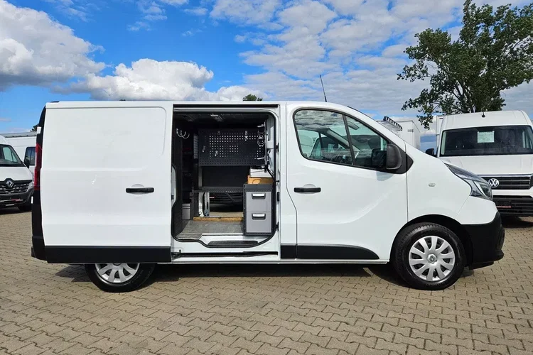 Renault Trafic L1H1 54900zł NETTO Zabudowa warsztatowa 2.0 dCi/120KM zdjęcie 8