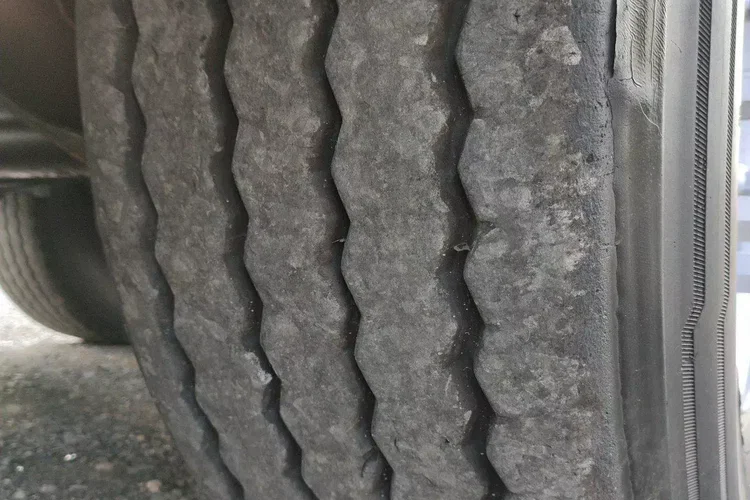 Wielton HARDOX STALOWA DO ZŁOMU 50m Oś Podnoszona Złomówka Super Stan zdjęcie 15