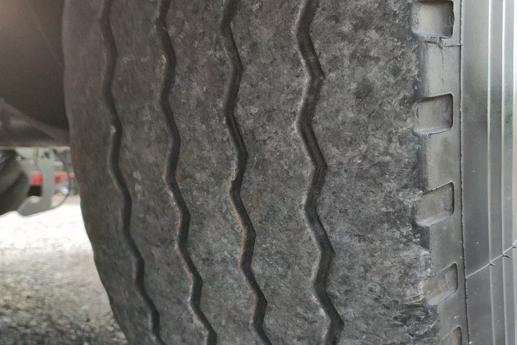 Wielton HARDOX STALOWA DO ZŁOMU 50m Oś Podnoszona Złomówka Super Stan zdjęcie 16