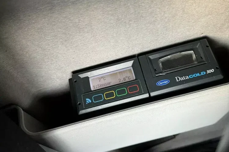 Iveco Daily 70C17 Mroźnia Agregat Carrier Supra 750 10-Palet + Winda zdjęcie 23