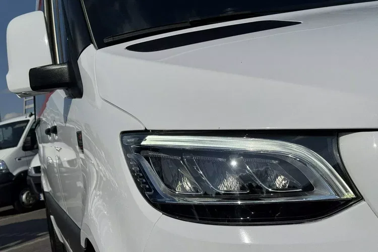 Mercedes Sprinter zdjęcie 4
