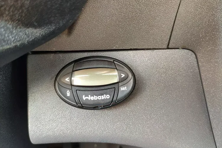 Iveco Daily 70C18 V H zdjęcie 29