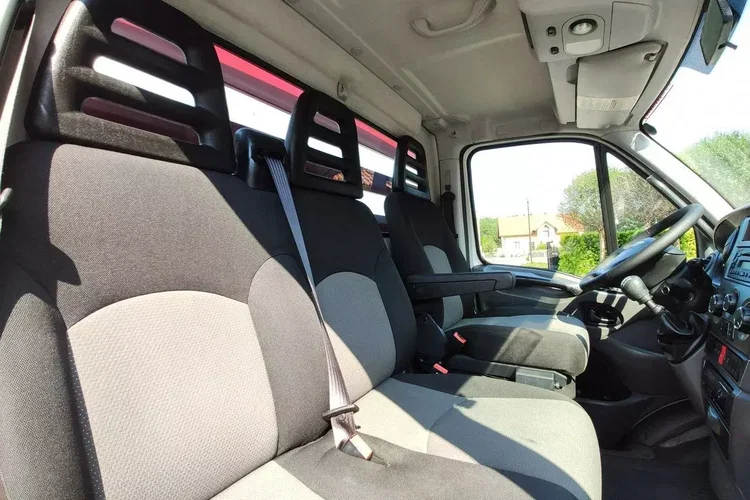 Iveco Daily 70C18 V H zdjęcie 32