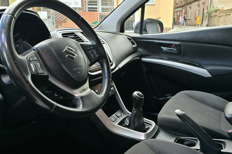 SX4 S-Cross Suzuki SX4 S-Cross 1.0 nowy model bezwypadkowy zdjęcie 14