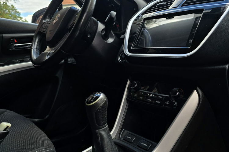 SX4 S-Cross Suzuki SX4 S-Cross 1.0 nowy model bezwypadkowy zdjęcie 8