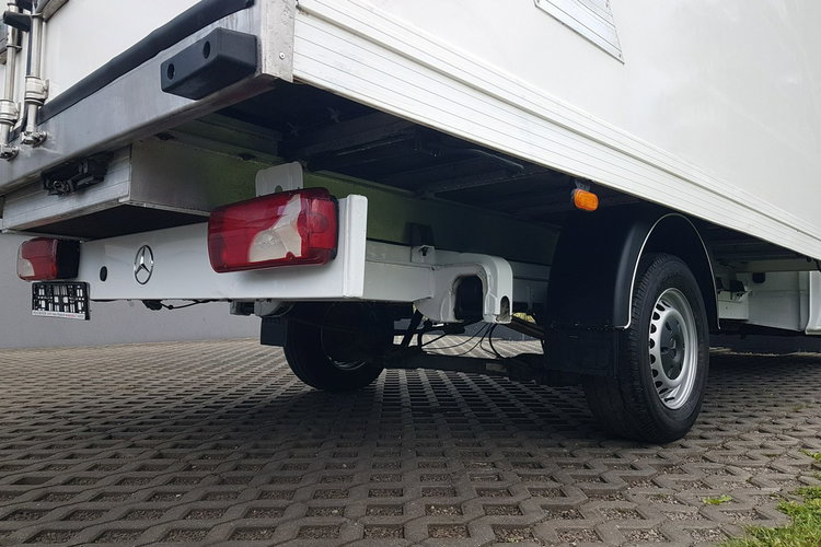 Mercedes Sprinter KONTENER 8EP 4.11x2.15x2.30 KLIMA 314 CDI MANUAL DMC 3500 KG zdjęcie 20