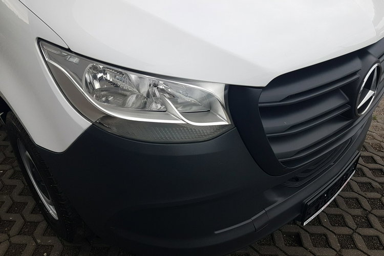 Mercedes Sprinter KONTENER 8EP 4.11x2.15x2.30 KLIMA 314 CDI MANUAL DMC 3500 KG zdjęcie 25