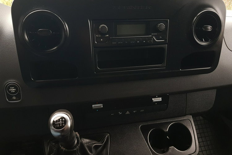 Mercedes Sprinter KONTENER 8EP 4.11x2.15x2.30 KLIMA 314 CDI MANUAL DMC 3500 KG zdjęcie 10