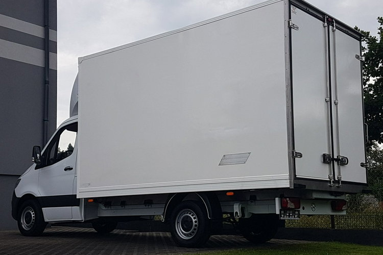 Mercedes Sprinter KONTENER 8EP 4.11x2.15x2.30 KLIMA 314 CDI MANUAL DMC 3500 KG zdjęcie 28