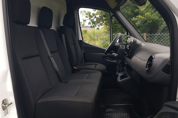 Mercedes Sprinter KONTENER 8EP 4.11x2.15x2.30 KLIMA 314 CDI MANUAL DMC 3500 KG zdjęcie 8