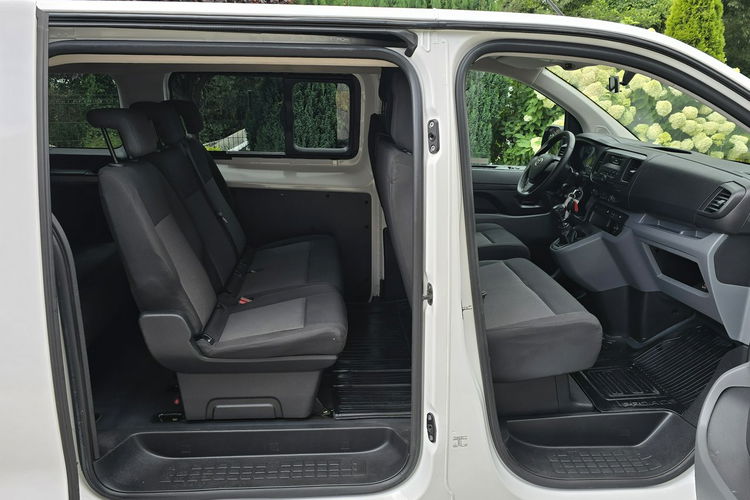 Toyota Proace Verso 2.0 D-4D 150KM Long / Salon PL I-właściciel / I-rej. 2022 rok zdjęcie 11