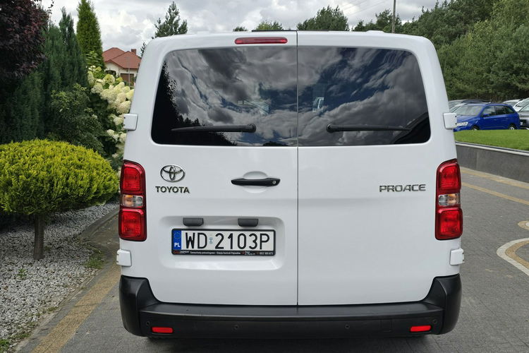 Toyota Proace Verso 2.0 D-4D 150KM Long / Salon PL I-właściciel / I-rej. 2022 rok zdjęcie 29
