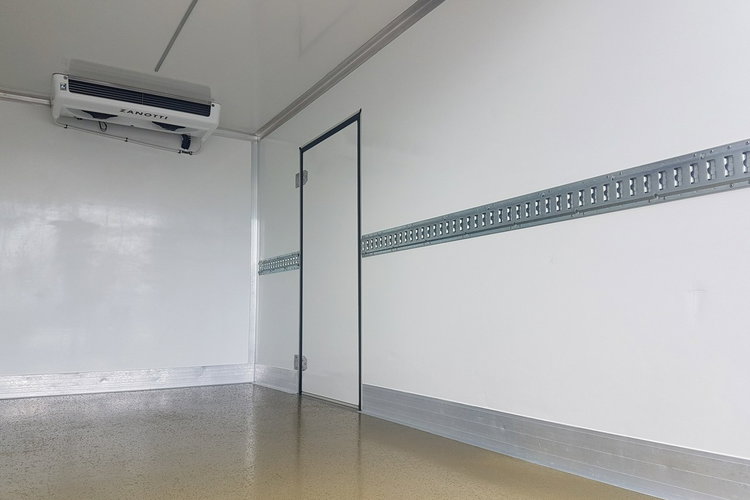 MAN TGE 3.140 VW CRAFTER 8EP CHŁODNIA AGREGAT 4.20x2.11x2.20 IZOTERMA zdjęcie 23